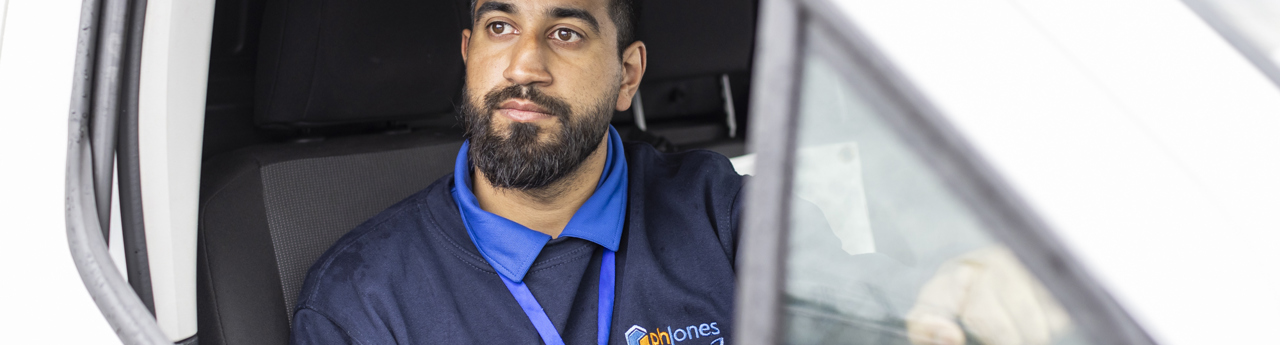 1g8a2172-ph-jones
